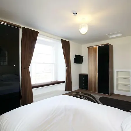 公寓 4 Bedroom Maisonette In Clifton *