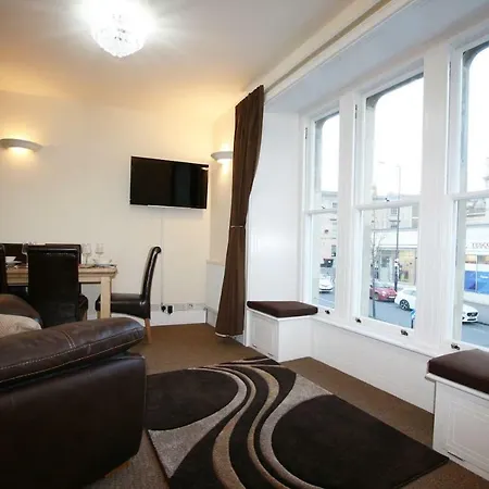 4 Bedroom Maisonette In Clifton 布里斯托