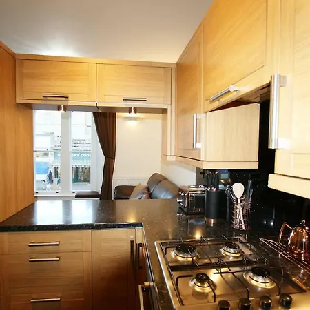 4 Bedroom Maisonette In Clifton 公寓 *